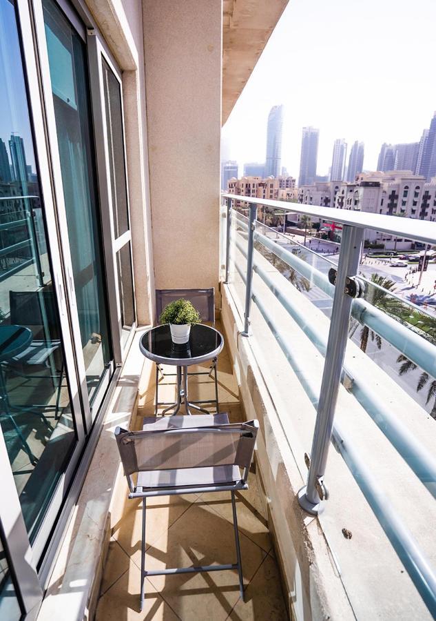 Nasma Luxury Stays - Boulevard Central Tower ドバイ エクステリア 写真