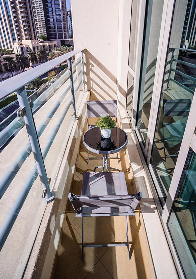 Nasma Luxury Stays - Boulevard Central Tower ドバイ エクステリア 写真