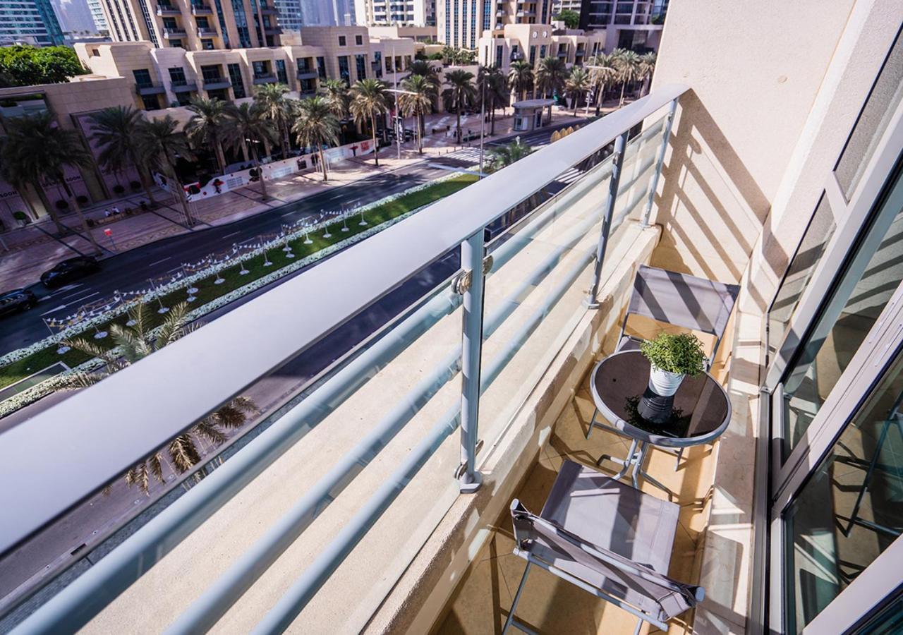 Nasma Luxury Stays - Boulevard Central Tower ドバイ エクステリア 写真